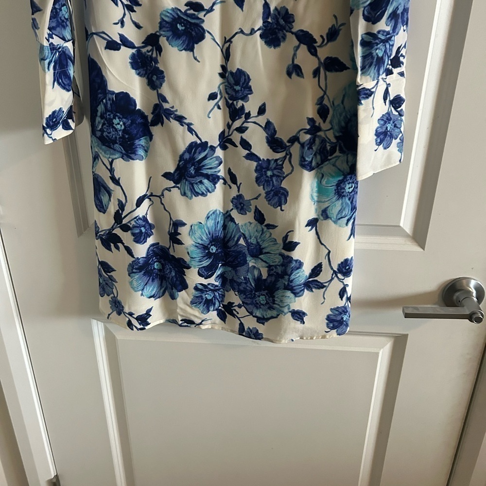 Tory Burch Giovanna Long Sleeve Floral Silk Dress - Picture 5 of 11
